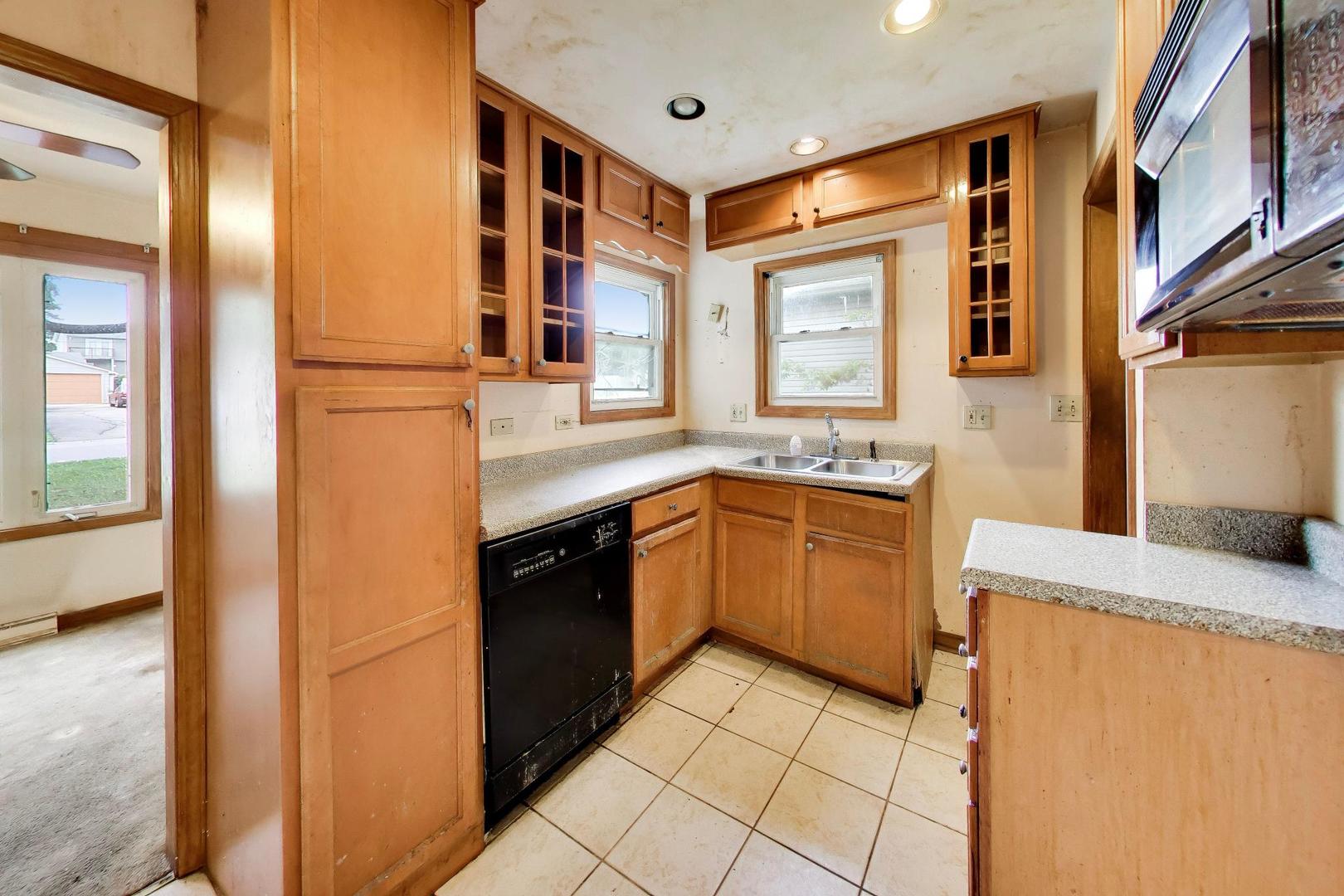 27 N Pioneer Road Property Photo 12