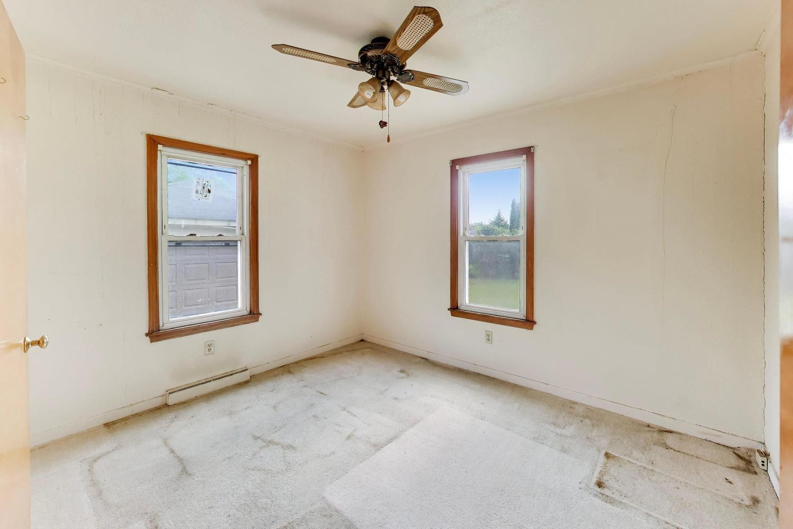 27 N Pioneer Road Property Photo 15