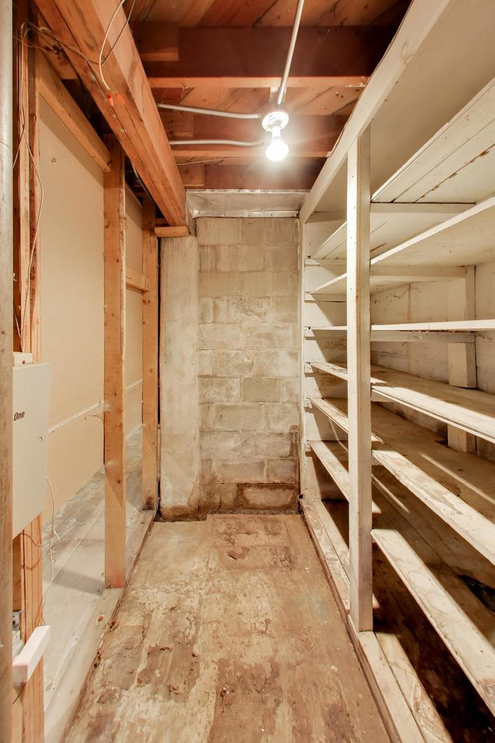 27 N Pioneer Road Property Photo 32
