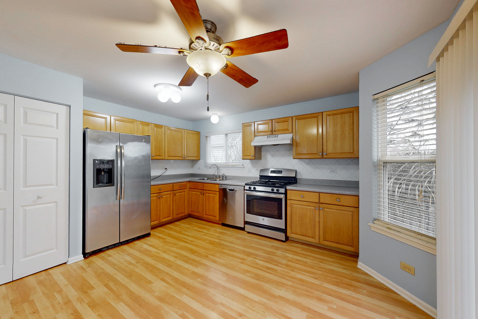 711 Violet Circle Property Photo 8