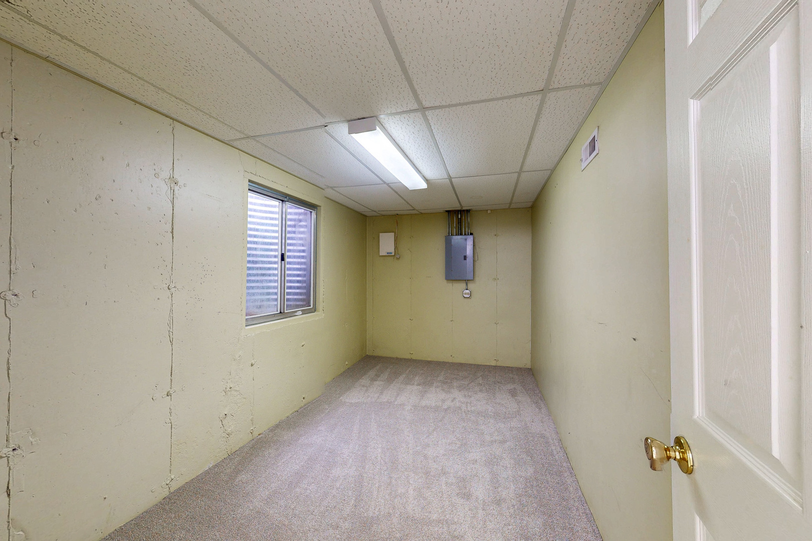 711 Violet Circle Property Photo 15