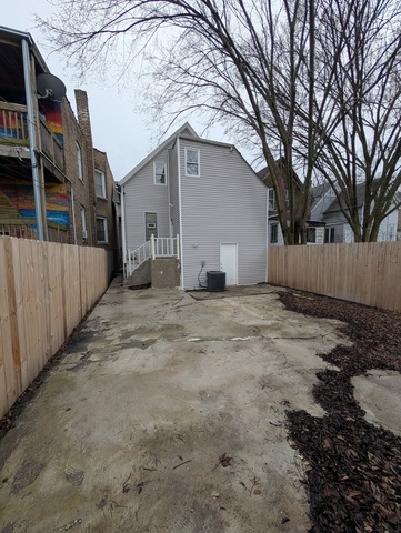 654 E 92nd Place Property Photo 27