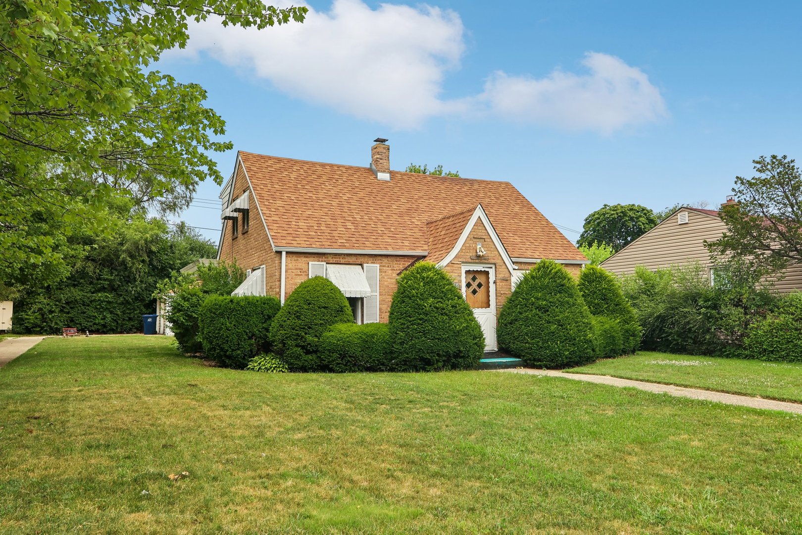 2218 Pearsall Parkway Property Photo 1