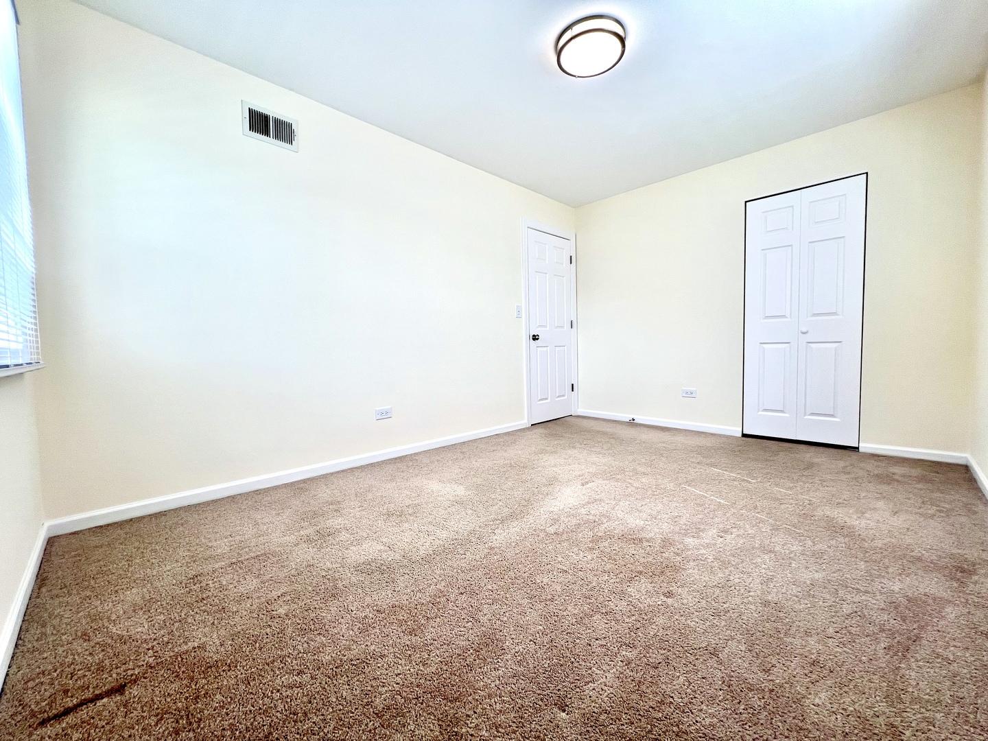 640 Gray Court Property Photo 9