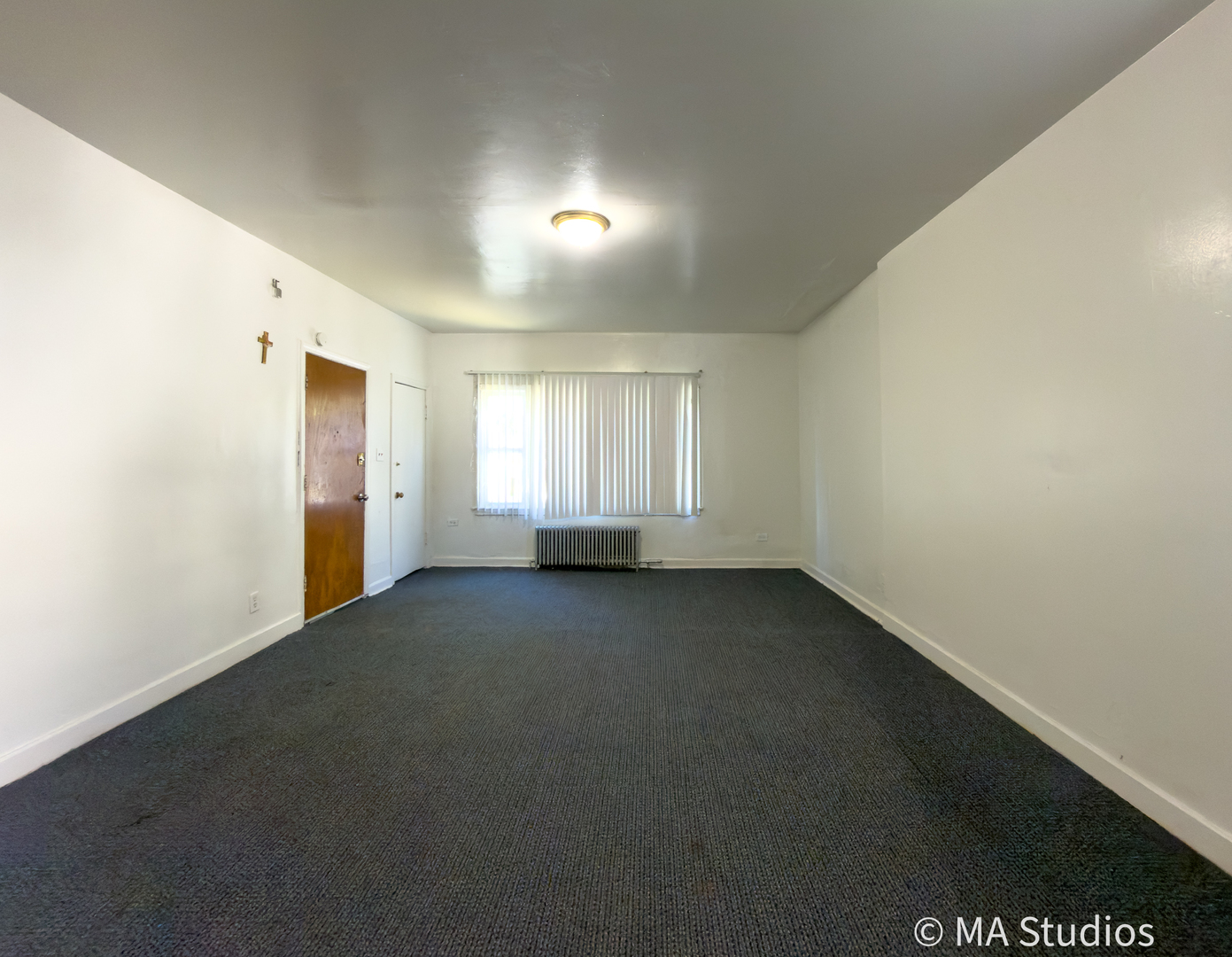 1833 Hartrey Avenue Property Photo 3