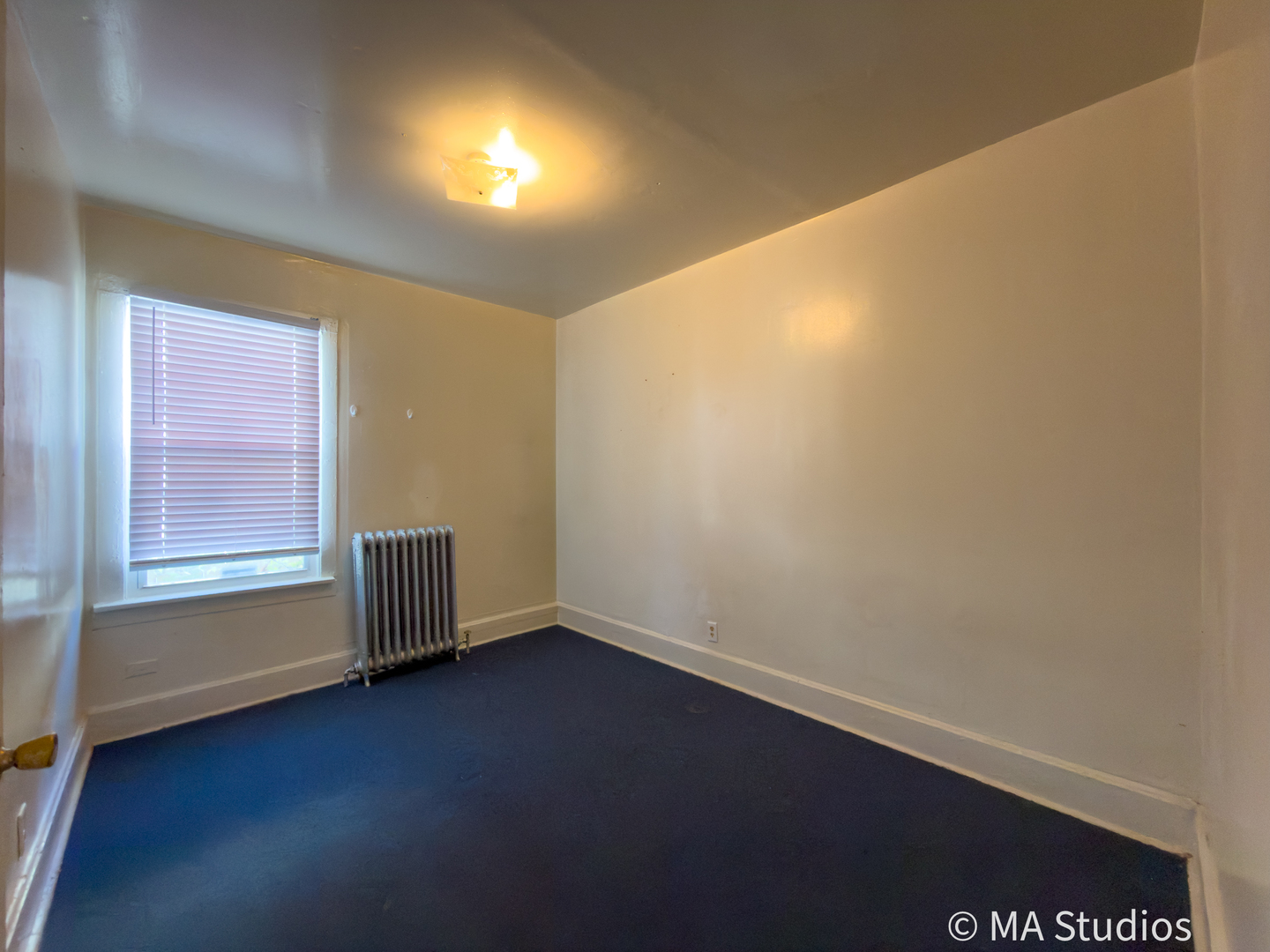 1833 Hartrey Avenue Property Photo 6