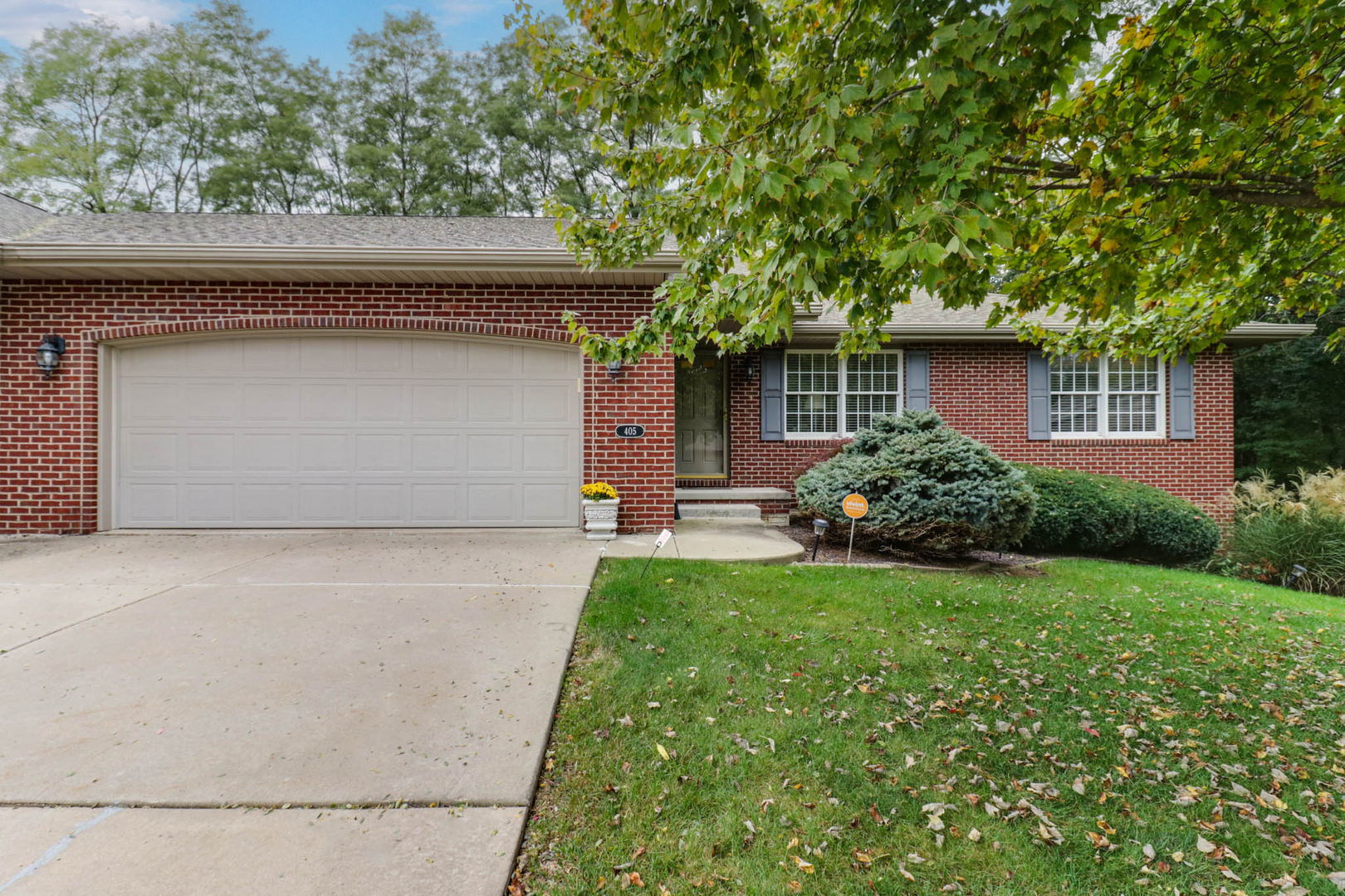 405 Hampton Cove