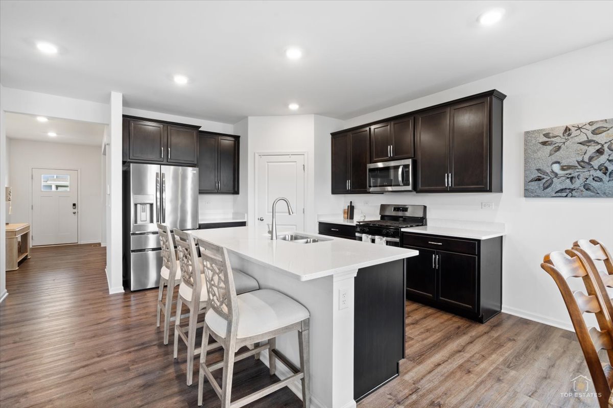 695 Kentshire Circle Property Photo 11