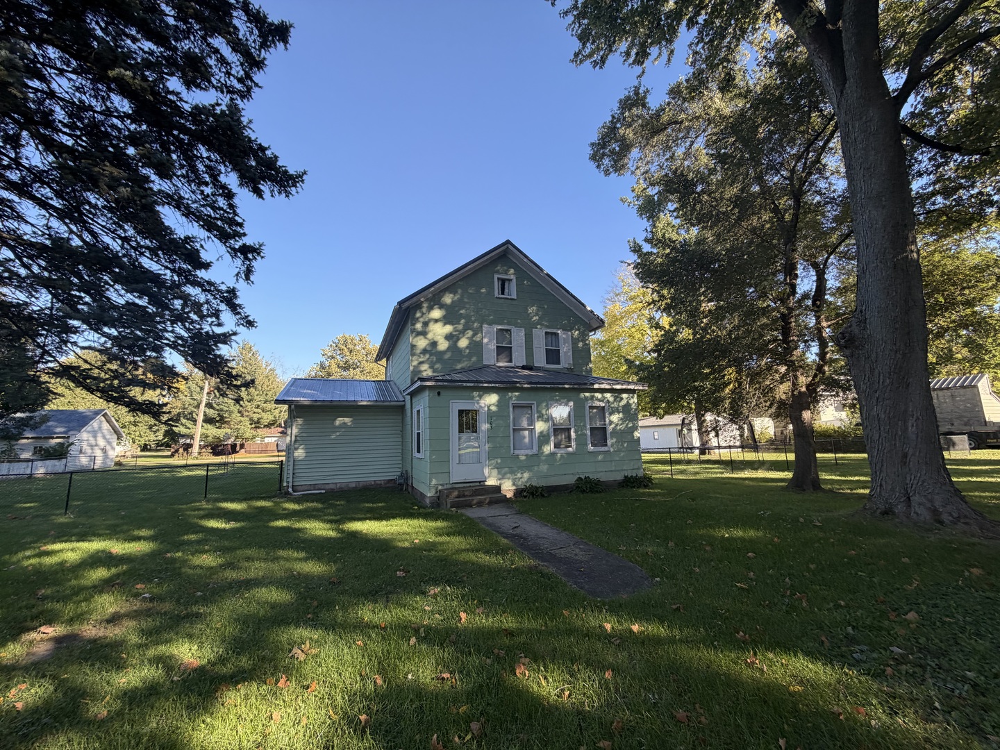 103 Ross Street Property Photo 1