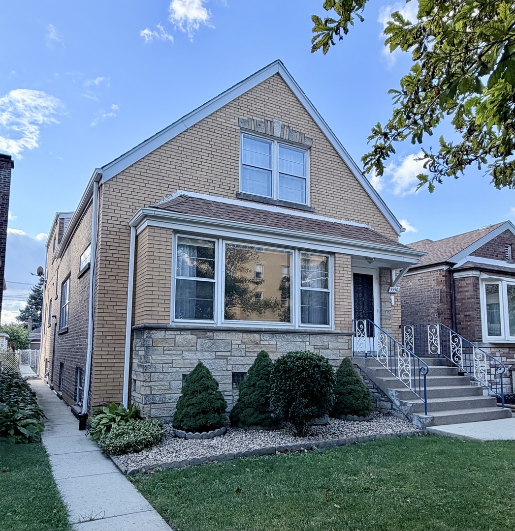 5550 S Karlov Avenue Property Photo 1