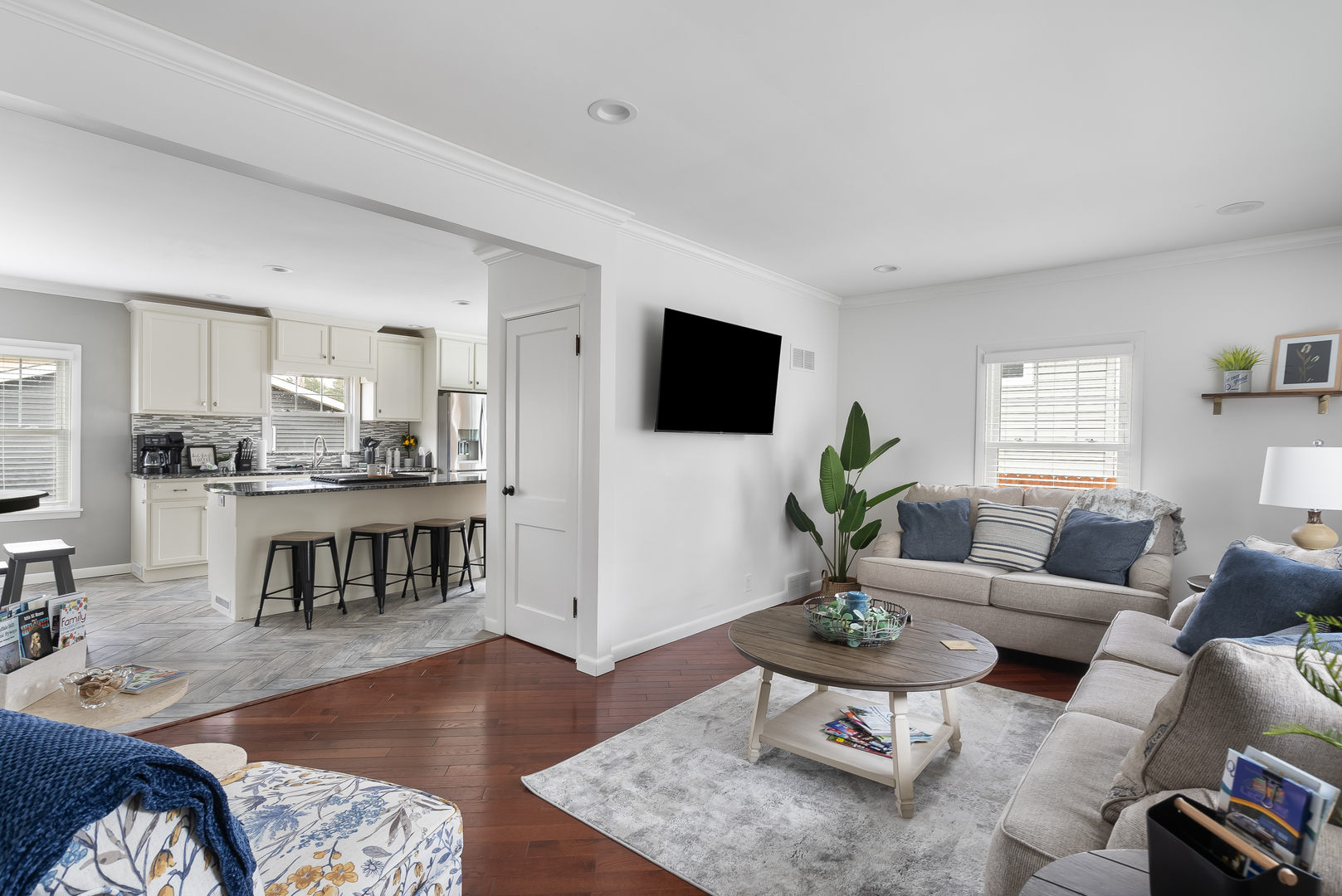 1309 Elmore Avenue Property Photo 3