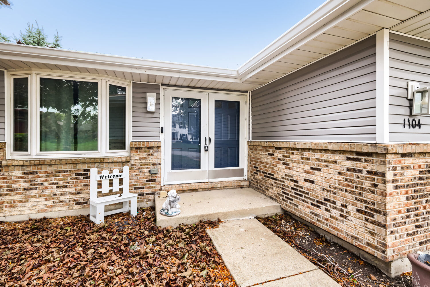 1104 Rushwood Avenue Property Photo 1