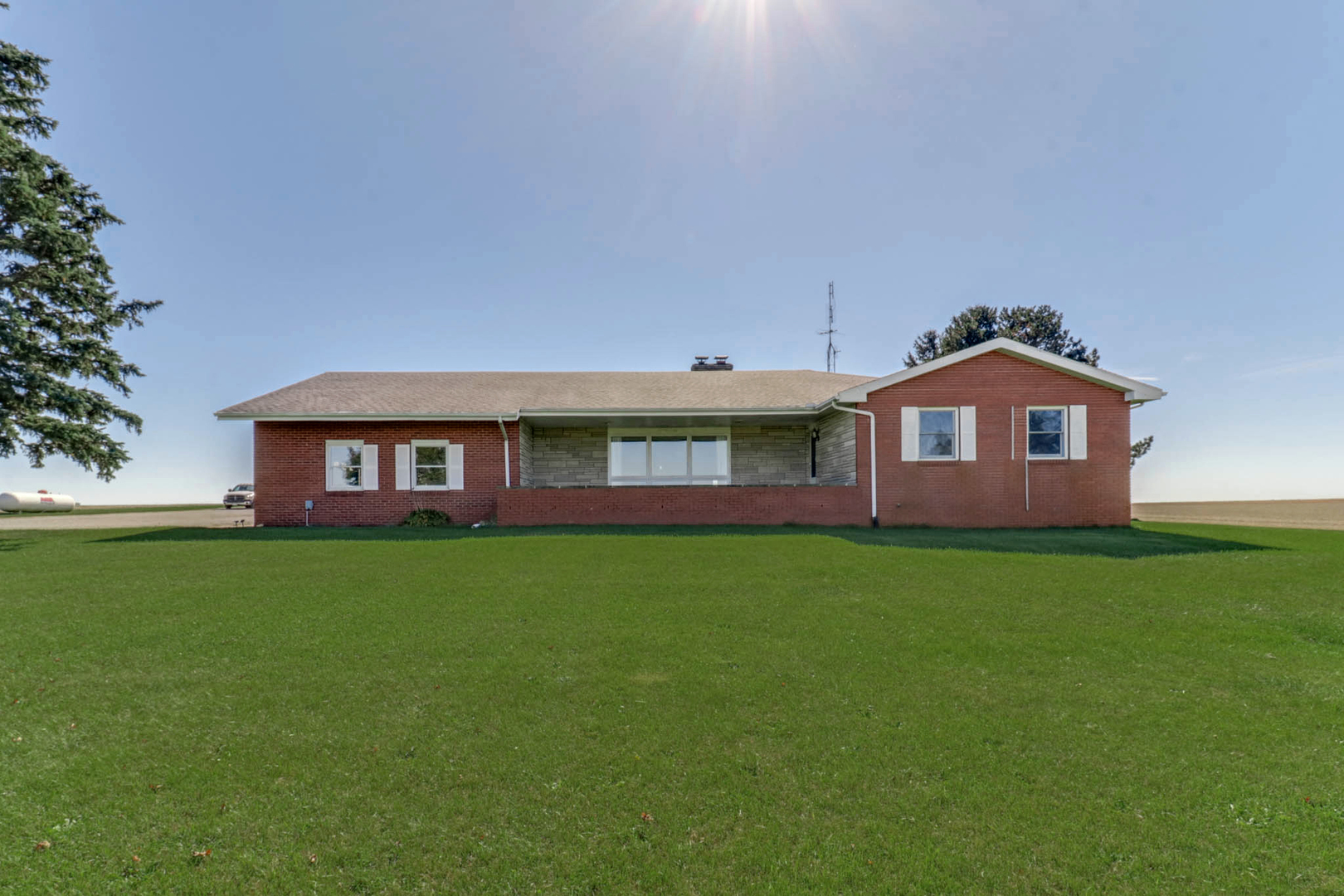 21739 E 500 North Road Property Photo 1