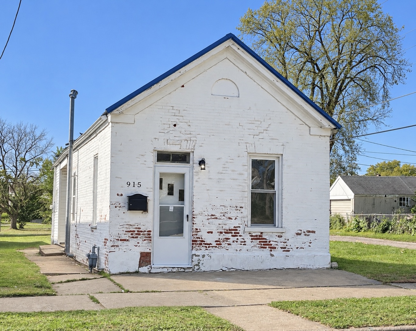 915 N 11th Street Property Photo 1