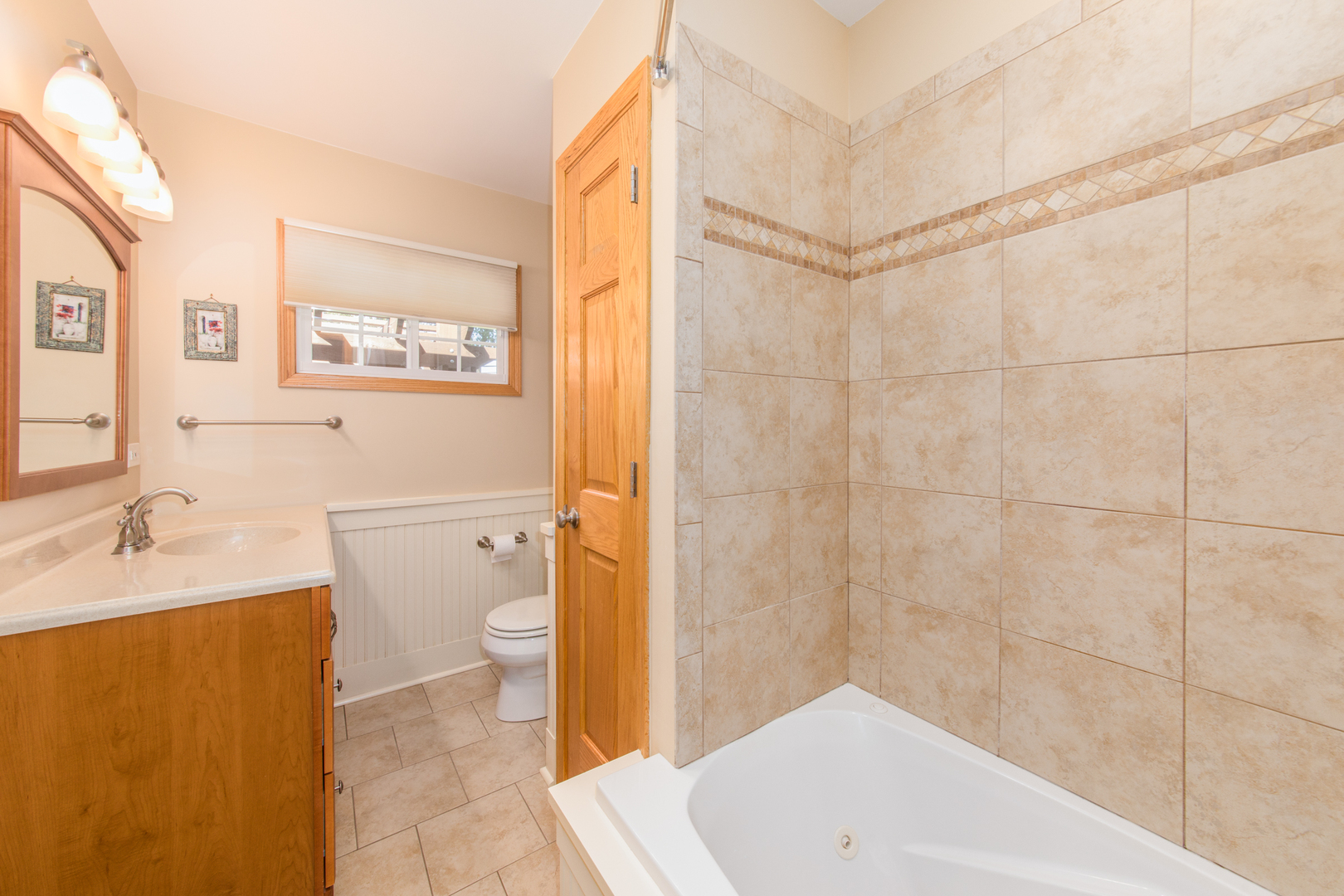 502 W Lonnquist Boulevard Property Photo 10