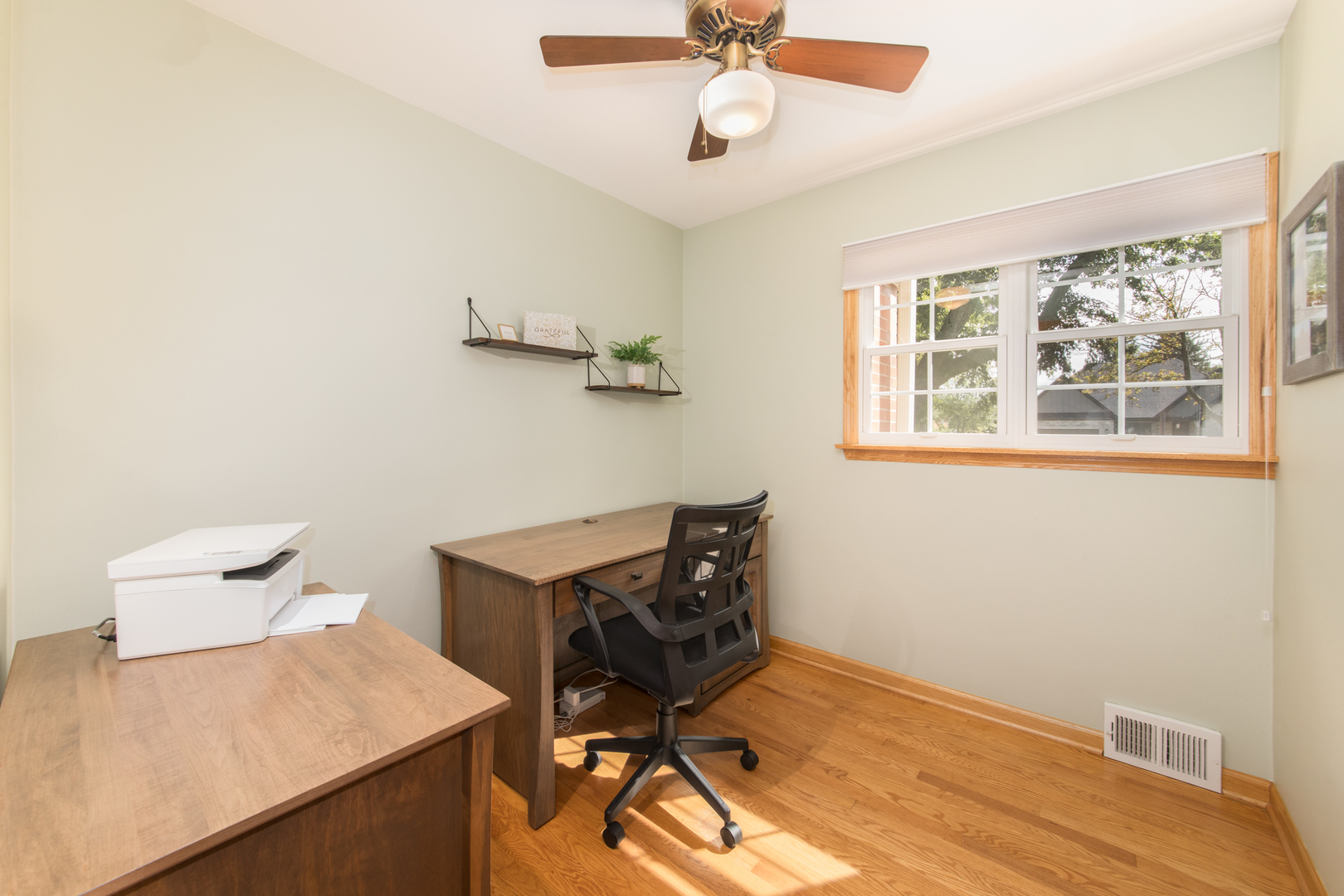 502 W Lonnquist Boulevard Property Photo 12