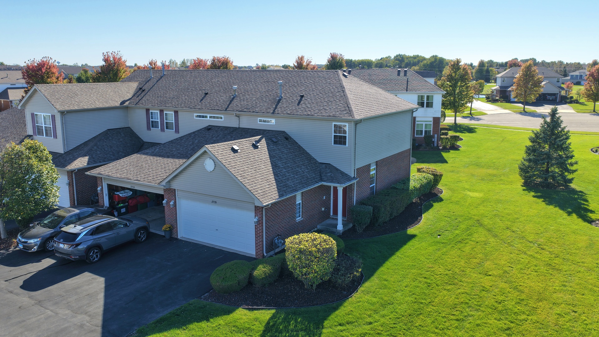 2755 Foxwood Drive Property Photo 1