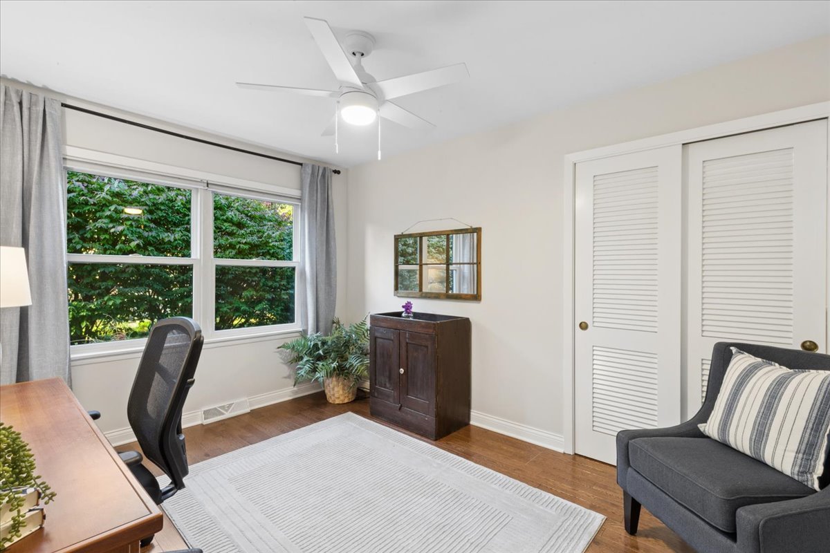3605 Thayer Street Property Photo 18