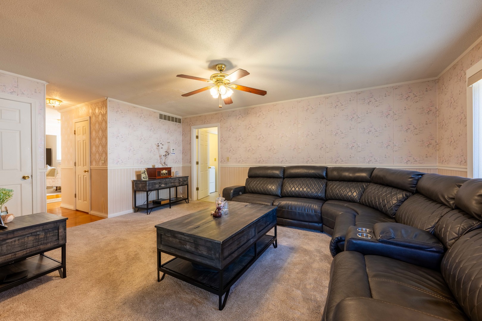 1708 Oak Park Drive Property Photo 16
