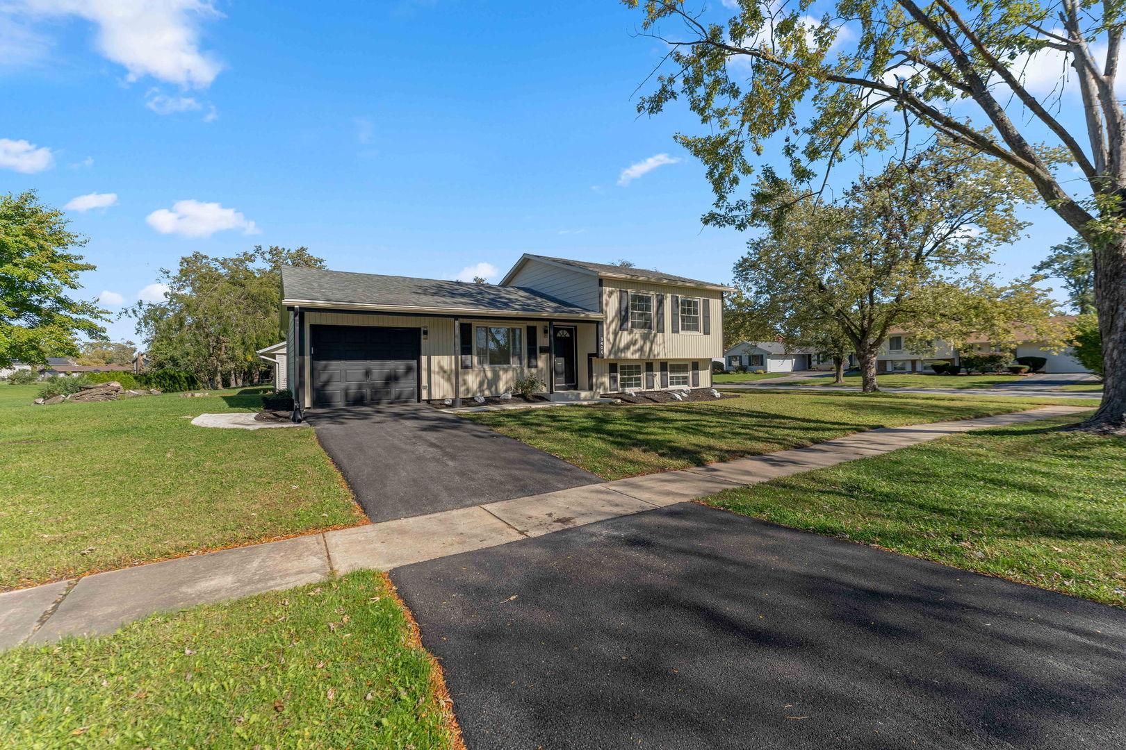 12788511 Property Photo 2