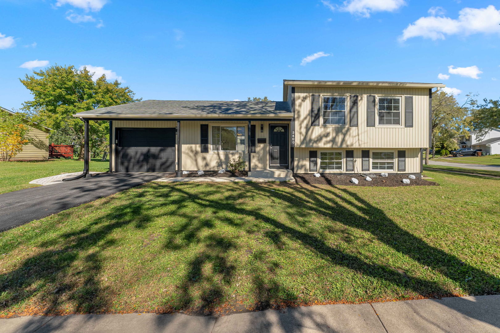 12788511 Property Photo 2