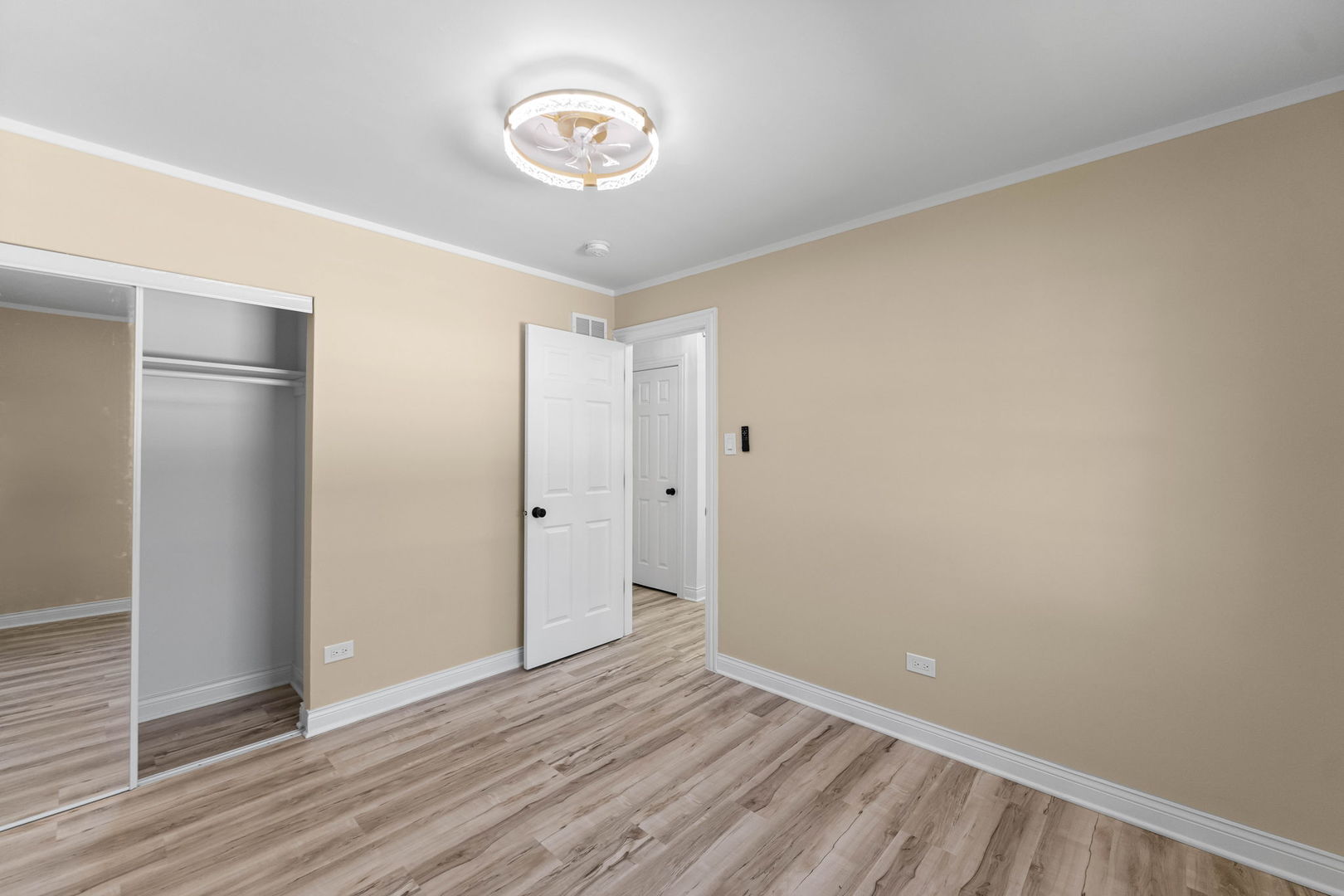 12788511 Property Photo 16