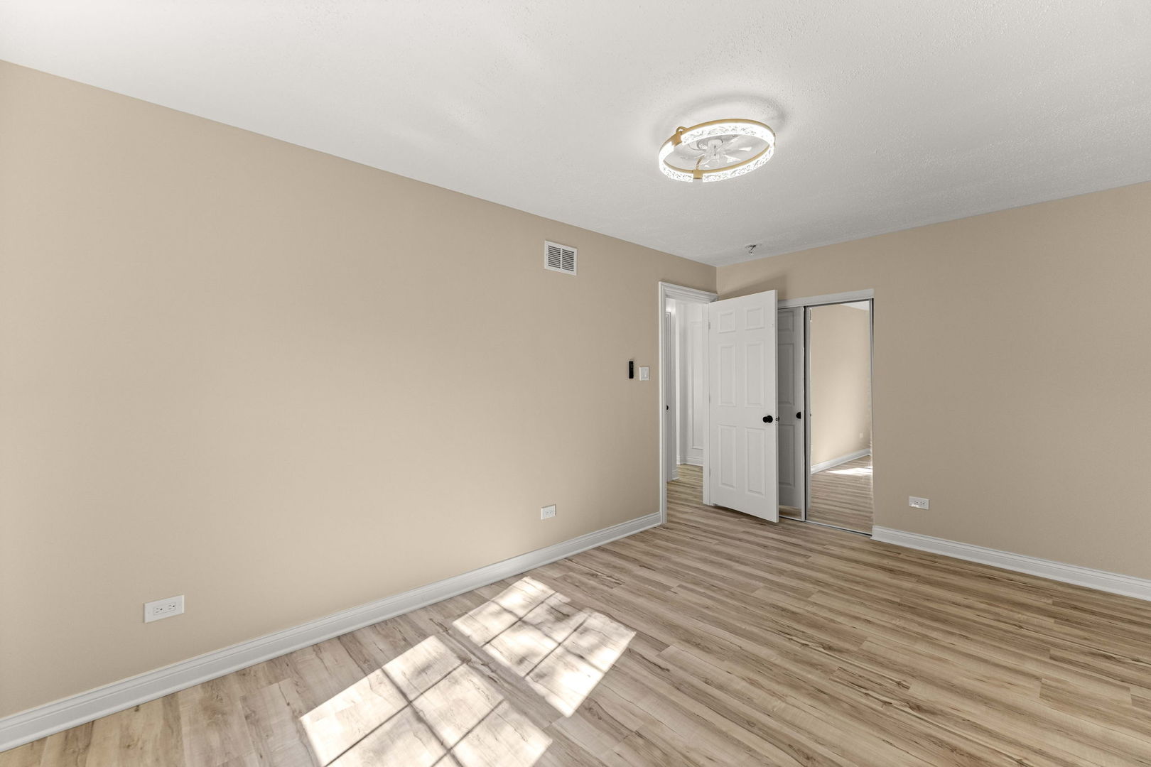 12788511 Property Photo 17