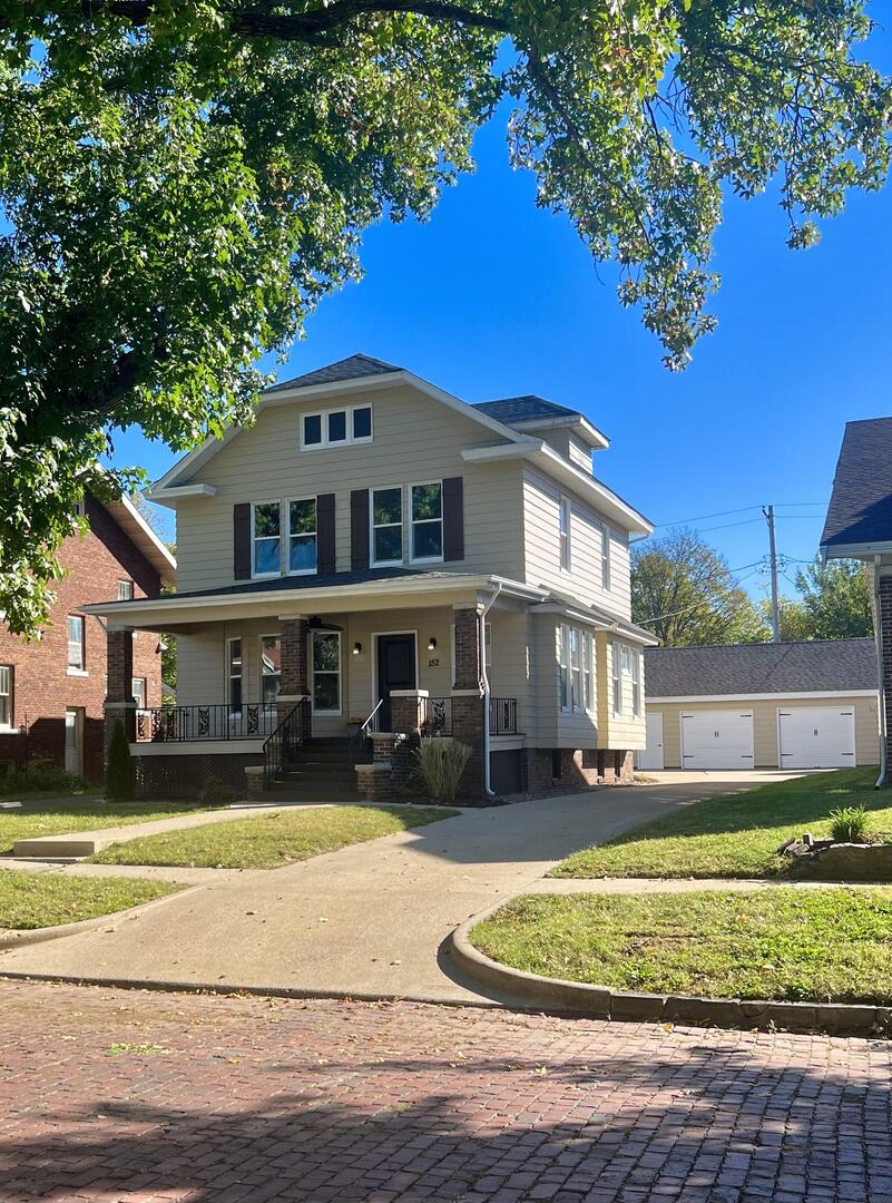 152 E Cobb Avenue Property Photo 1