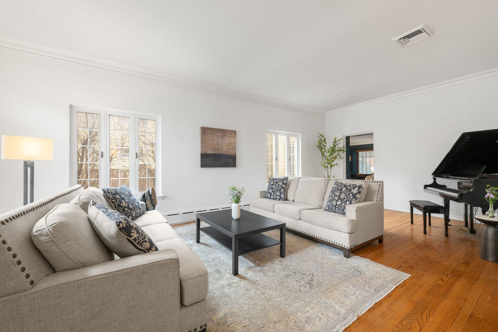 1210 William Street Property Photo 5