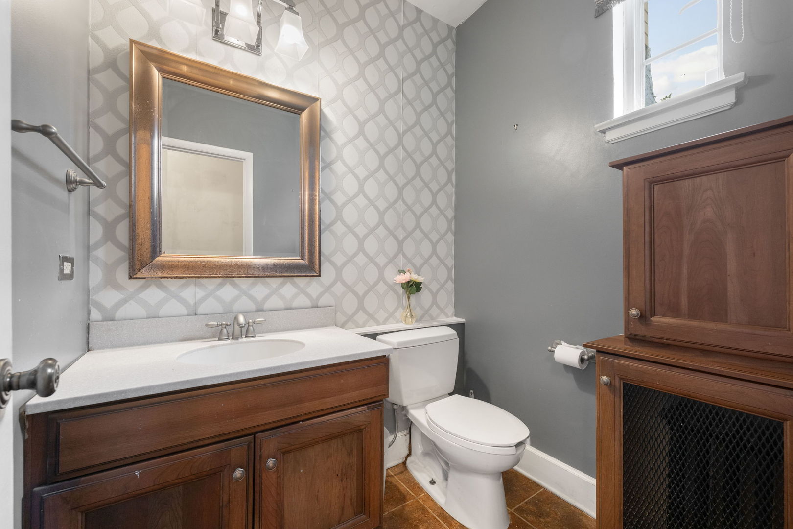 1210 William Street Property Photo 11