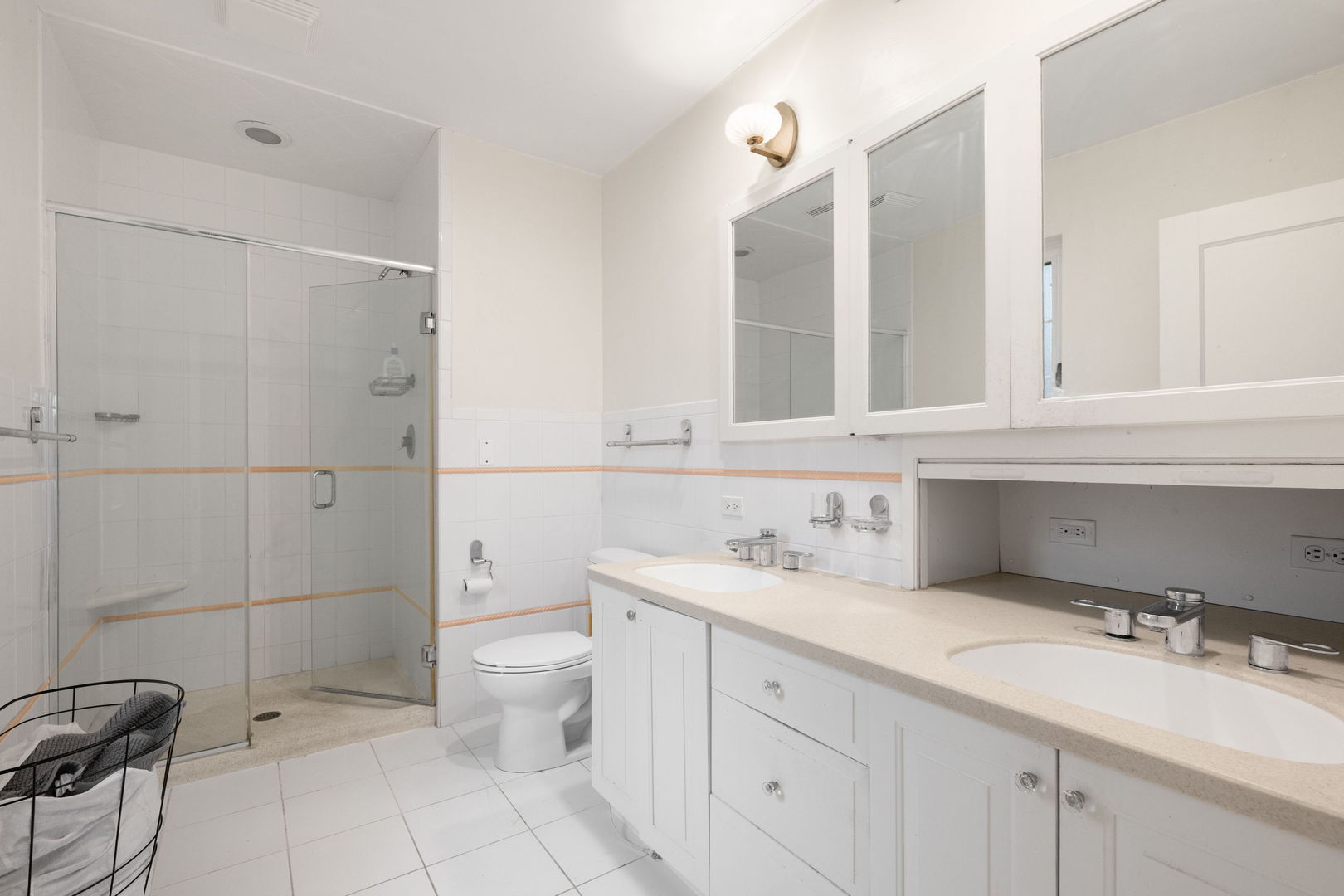 1210 William Street Property Photo 16