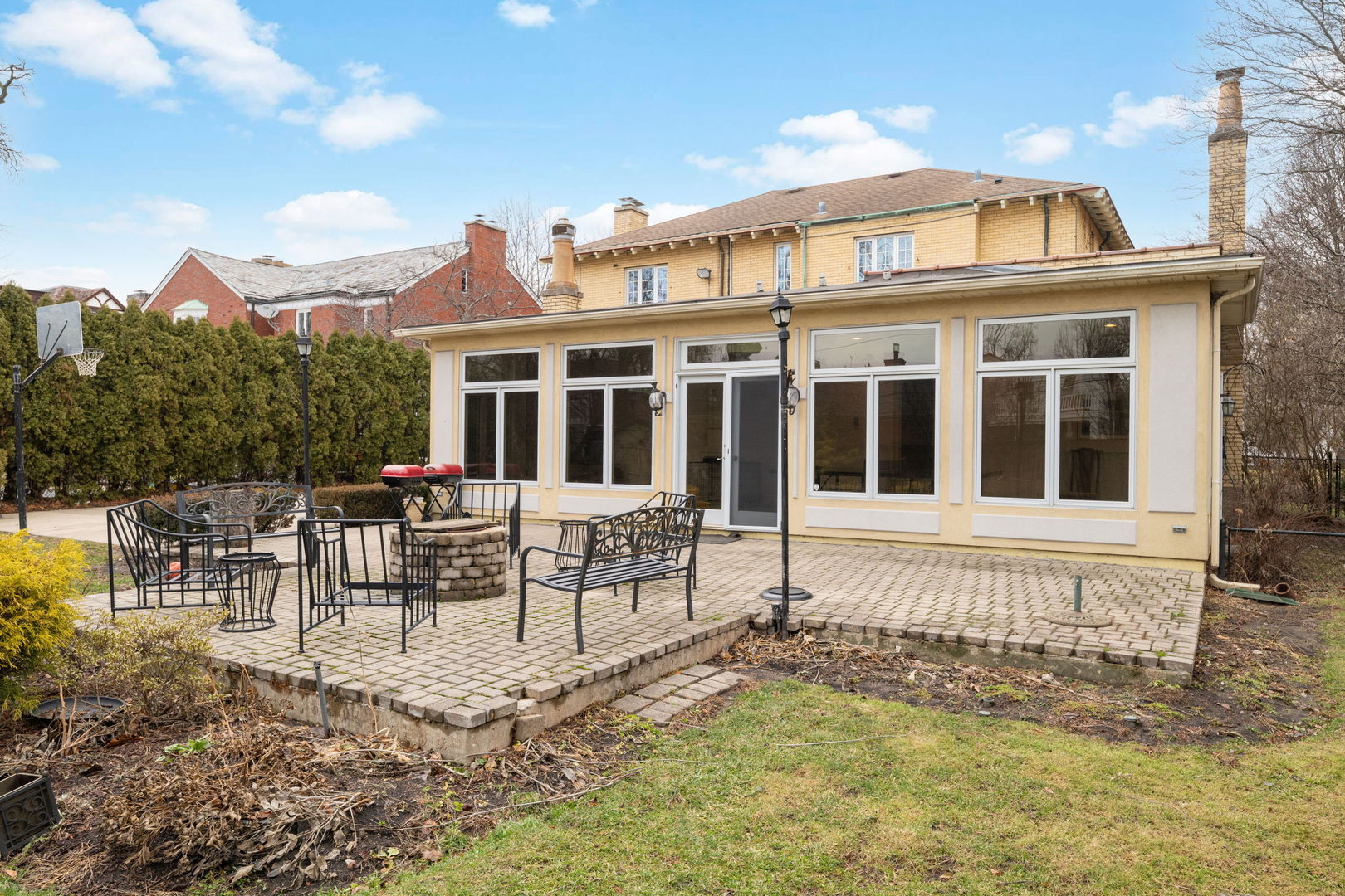 1210 William Street Property Photo 27