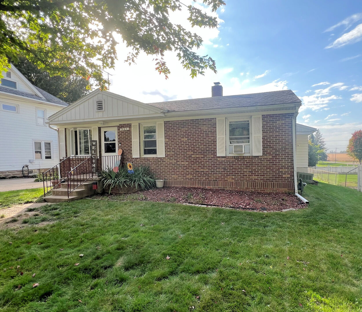 907 Paddock Avenue Property Photo 1