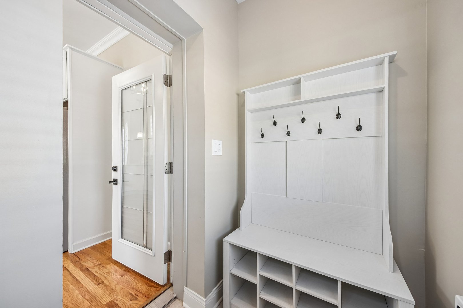 656 E Bowen Avenue Property Photo 15