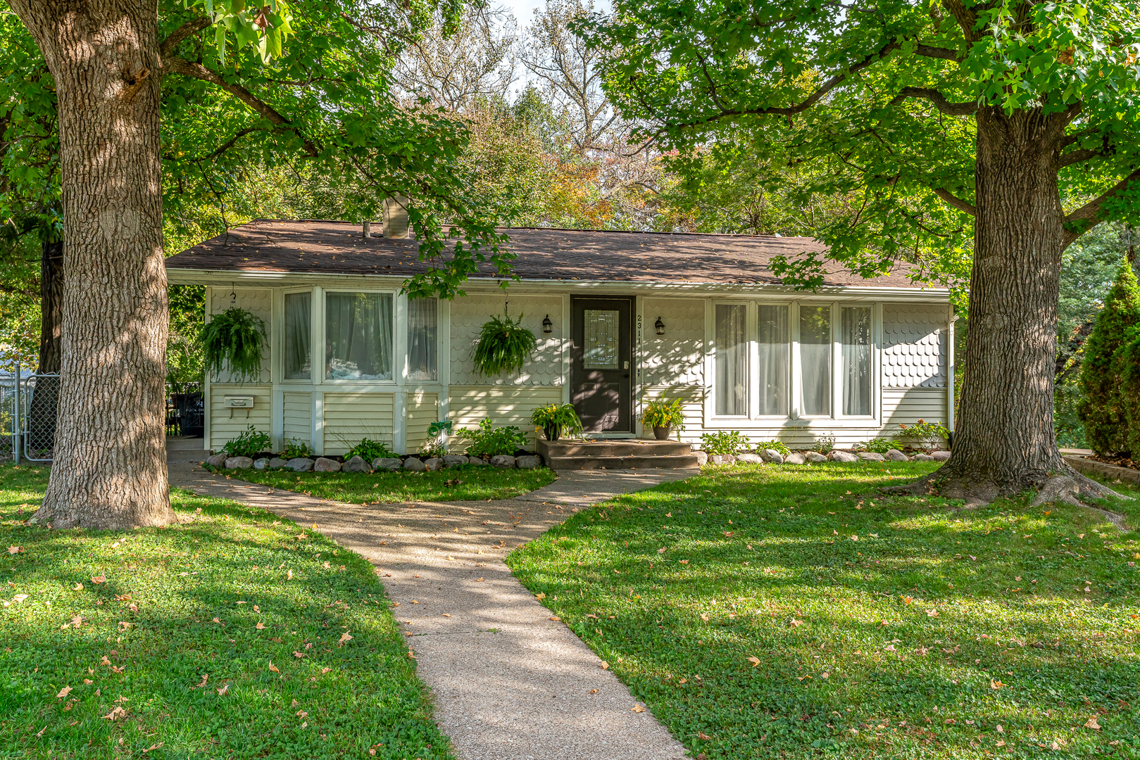 2311 46th Street Court Property Photo 1