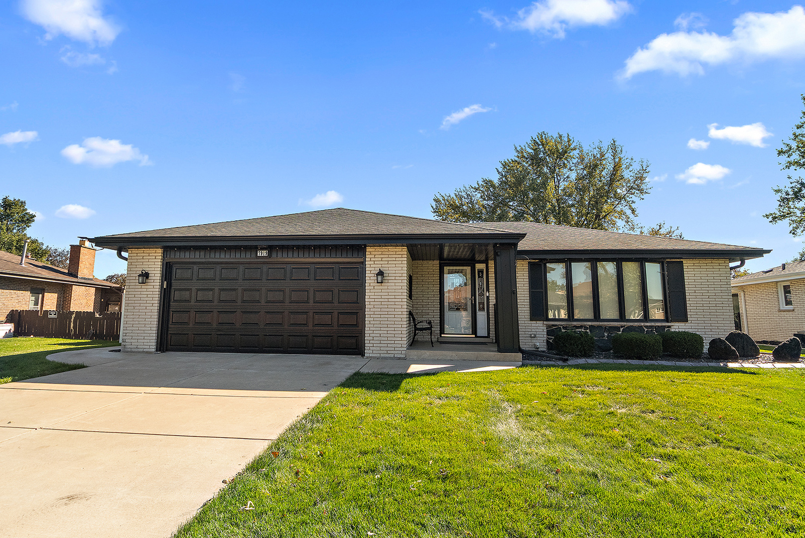 7919 Palm Court Property Photo 1