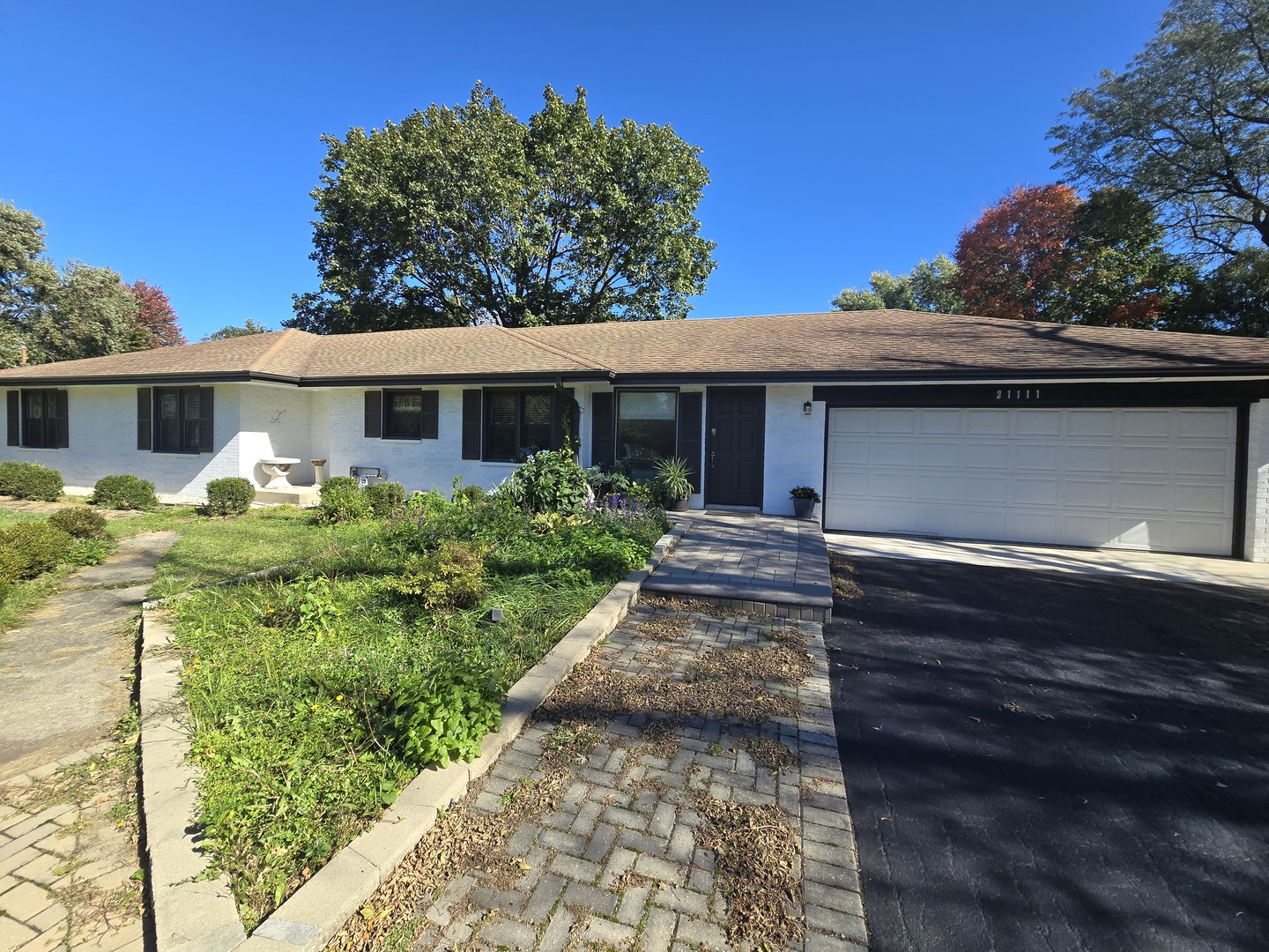 31111 N O'plaine Road Property Photo 1