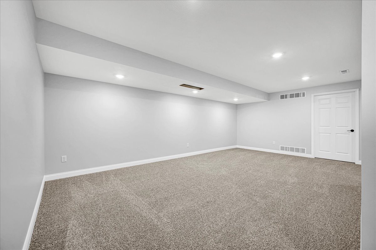 503 Travis Drive Property Photo 25