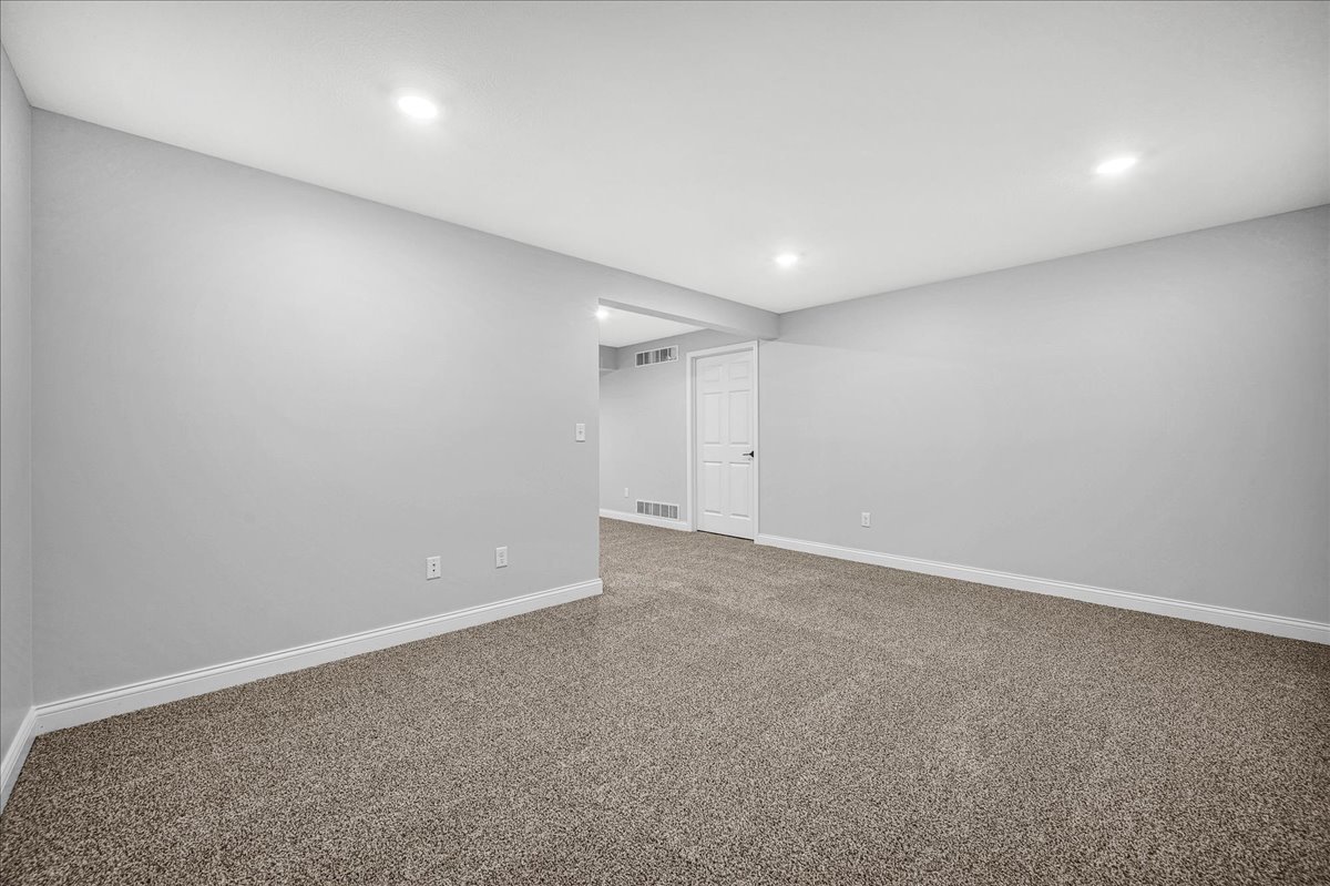 503 Travis Drive Property Photo 29