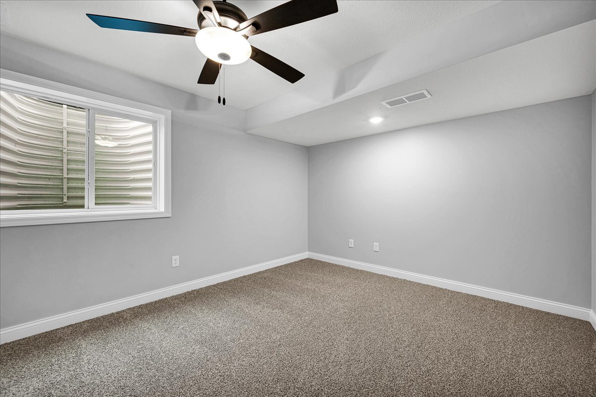 503 Travis Drive Property Photo 30