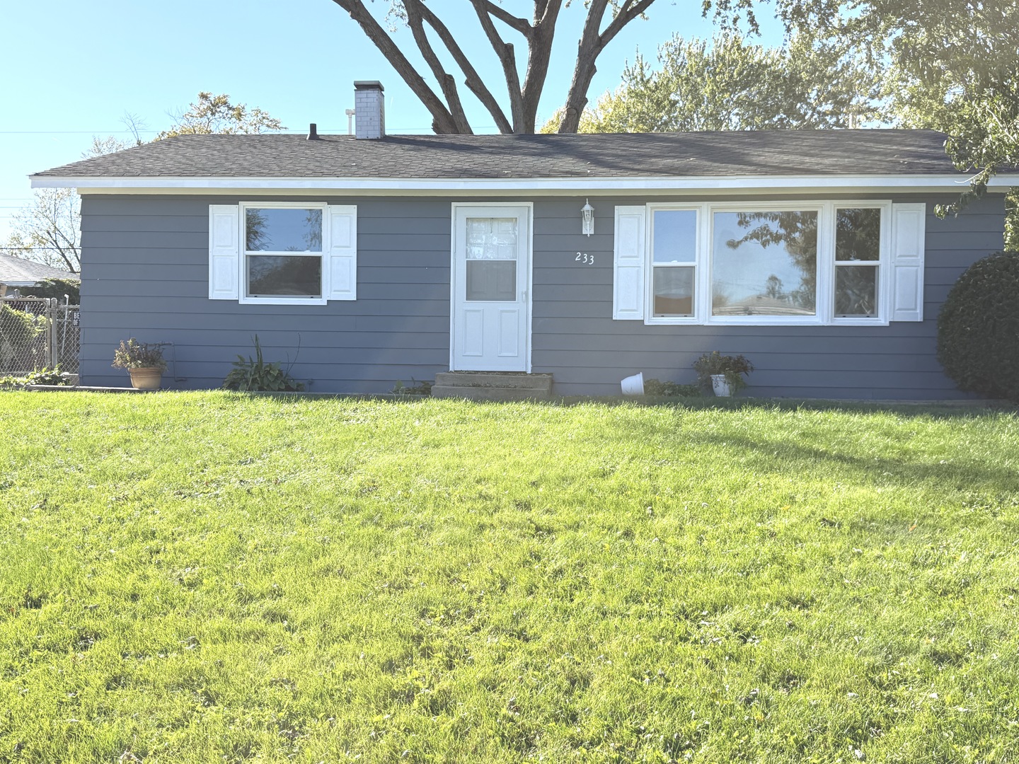 233 Ensenada Drive Property Photo 1