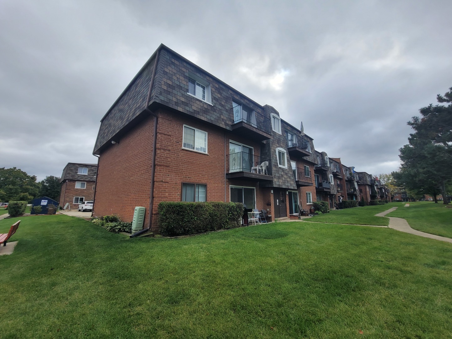 9368 Bay Colony Drive 3n Property Photo 1