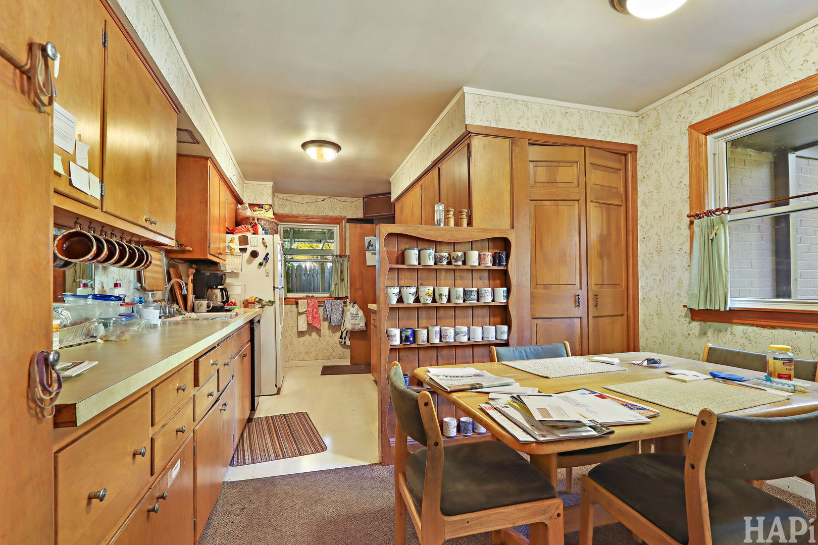 2361 Dewes Street Property Photo 7