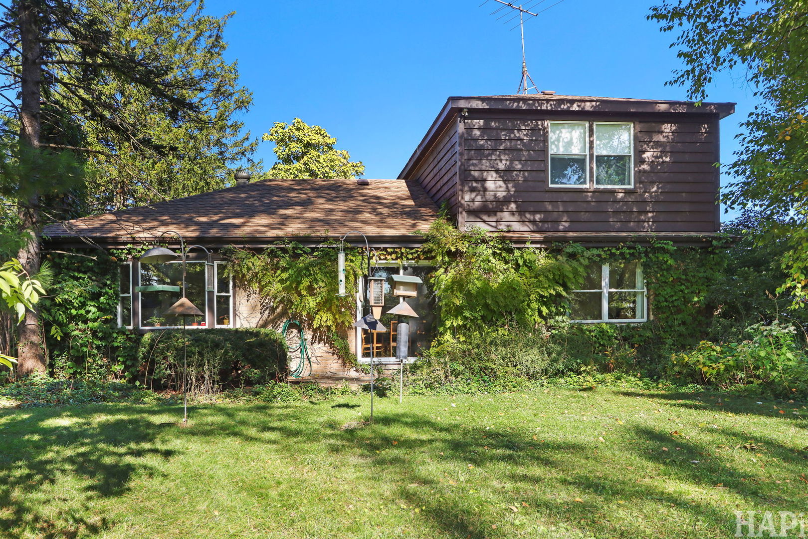 2361 Dewes Street Property Photo 19