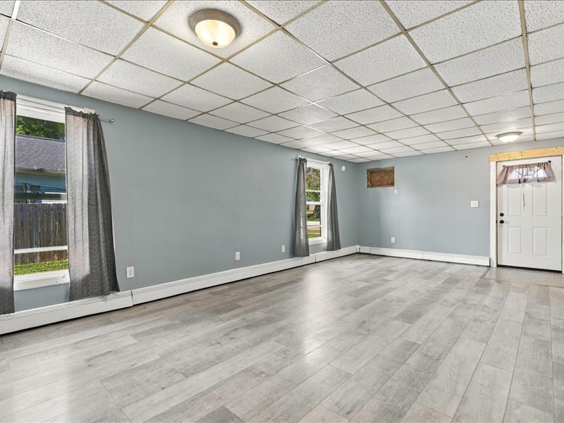 319 5th Street Property Photo 8