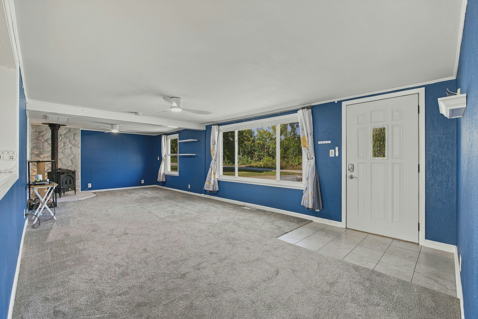16539 W 144th Place Property Photo 3
