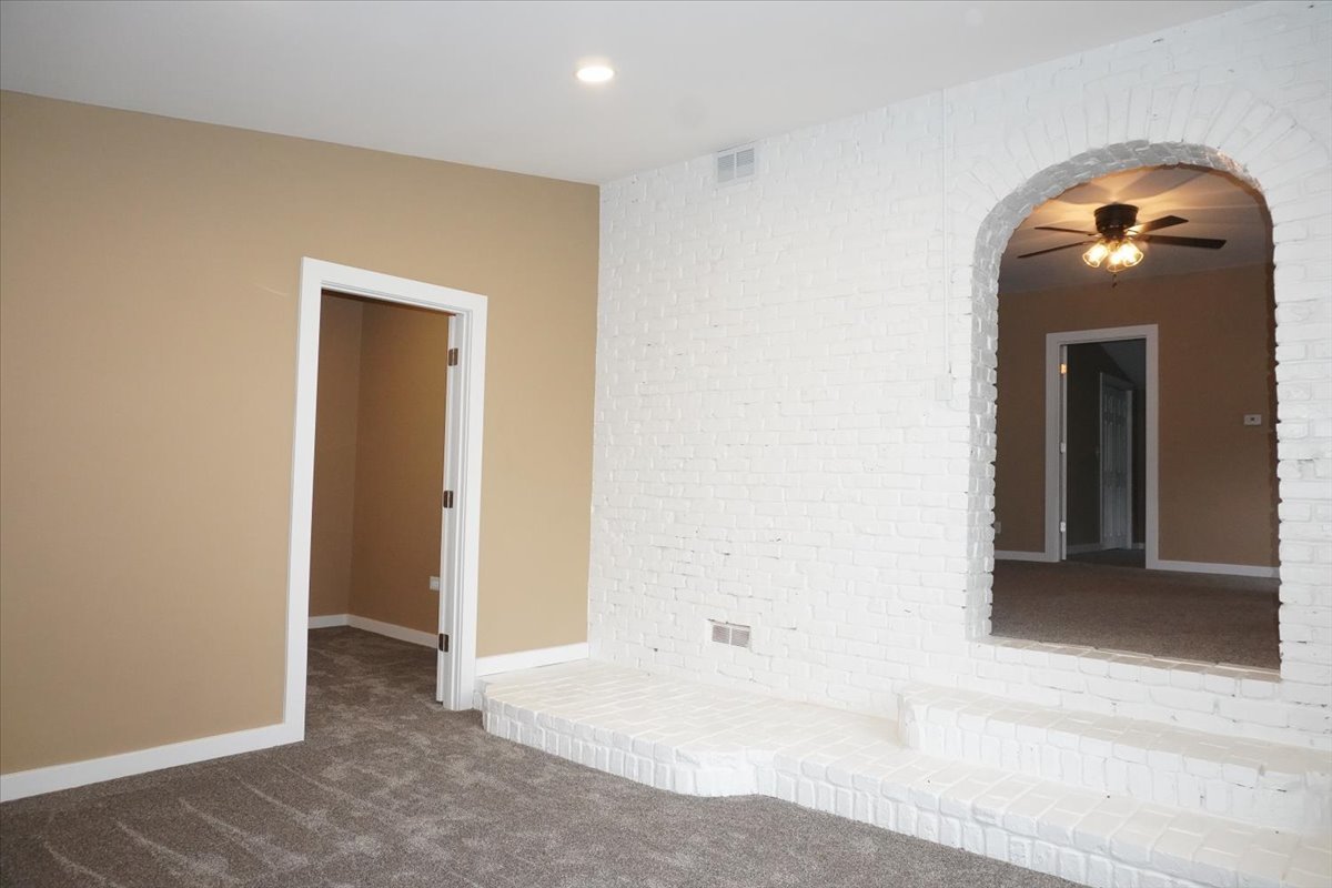 117 Clark Street Property Photo 12