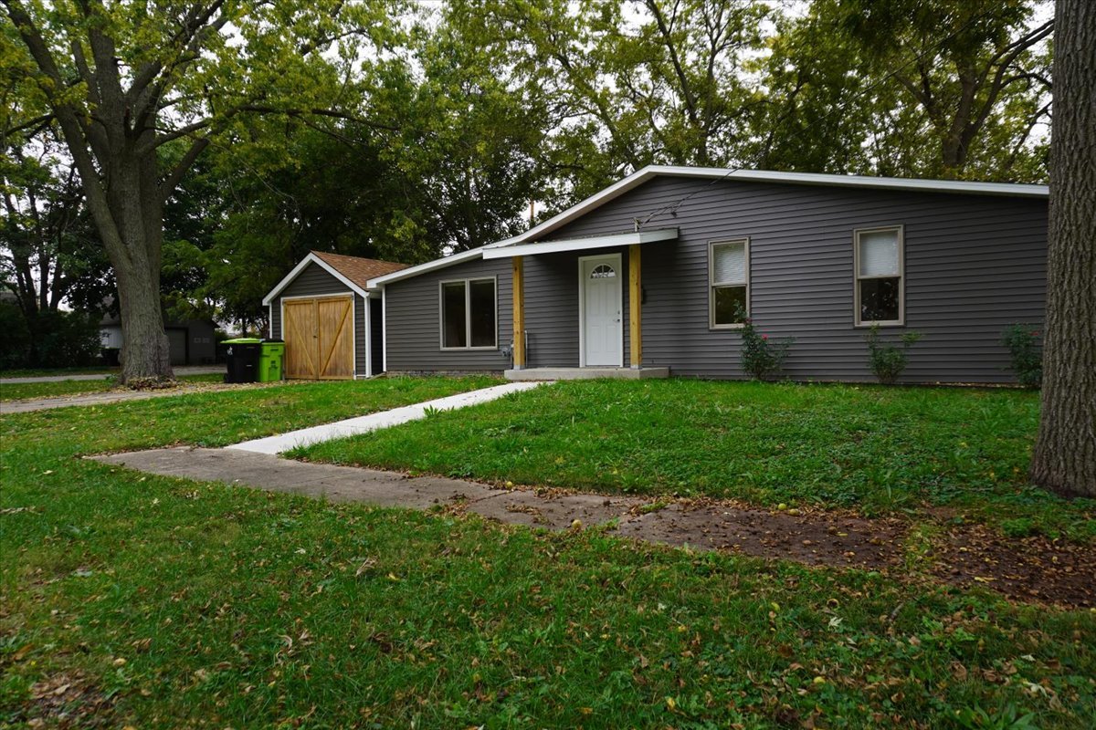 117 Clark Street Property Photo 15