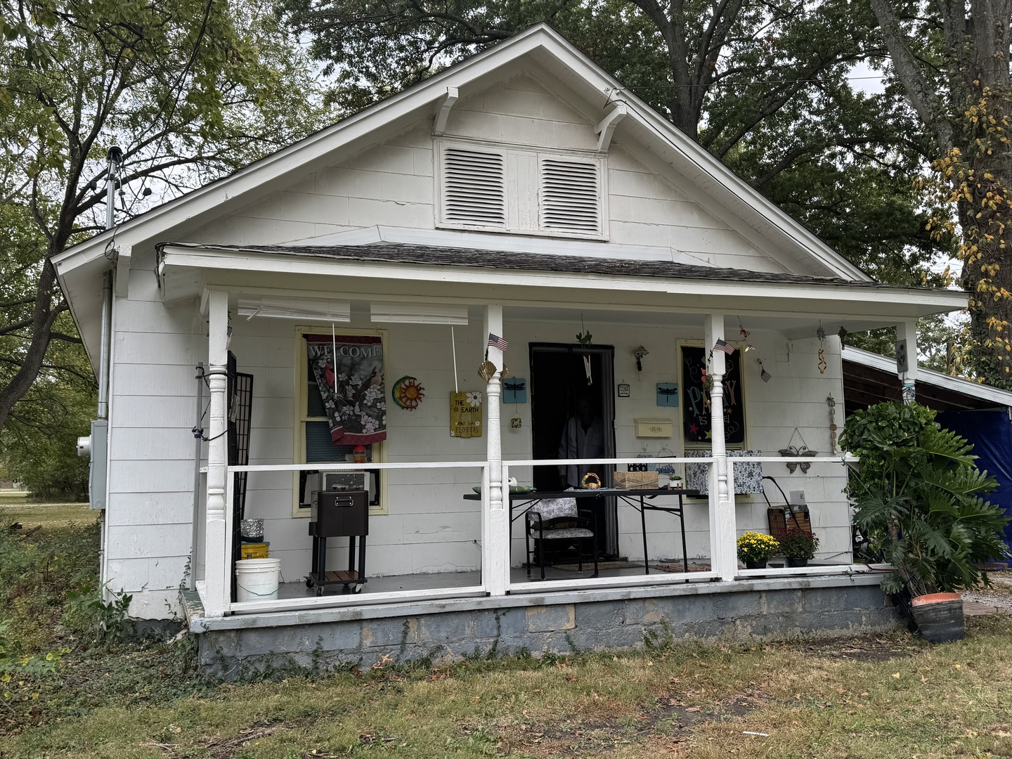 482 N Howard Street Property Photo 1