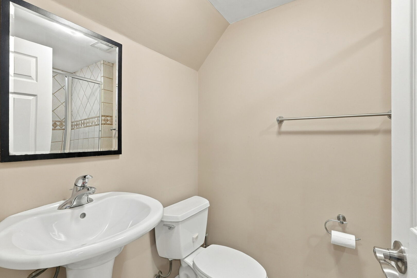 1101 E Barberry Lane Property Photo 19